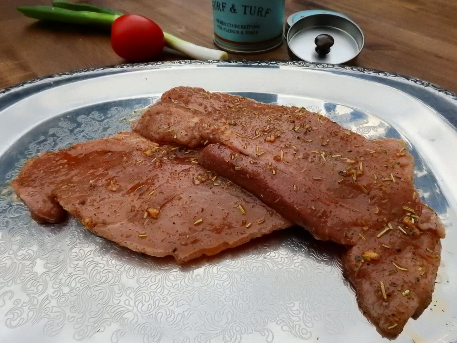 Nikon Coolpix P900 sample photo. Meat, pig, steak photography