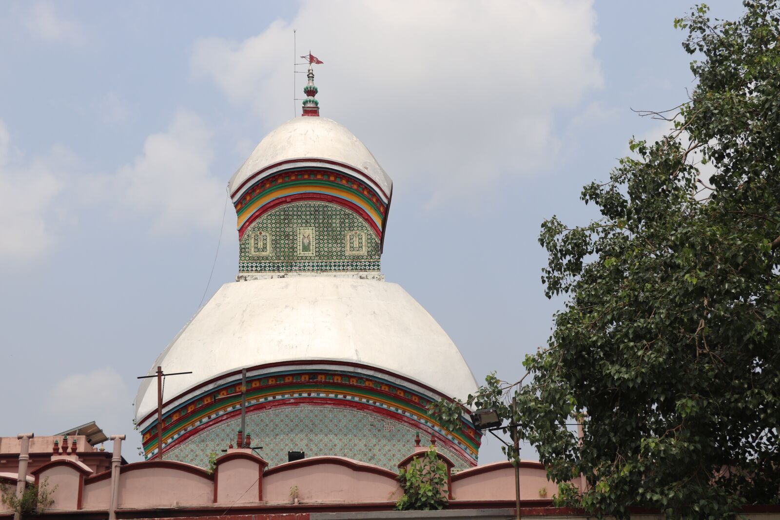 Canon EOS 77D (EOS 9000D / EOS 770D) sample photo. Temple, kalighat, kolkata photography