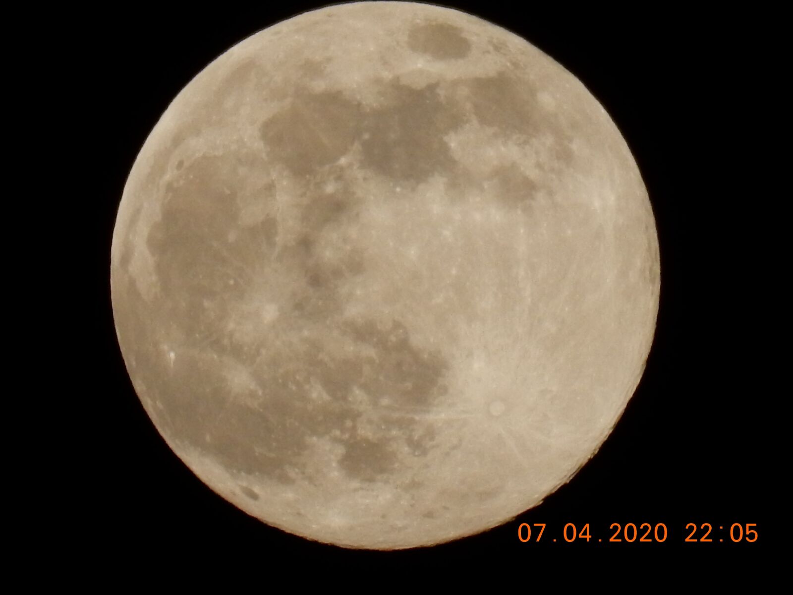 Nikon Coolpix S9900 sample photo. Moon, full moon, moonlight photography