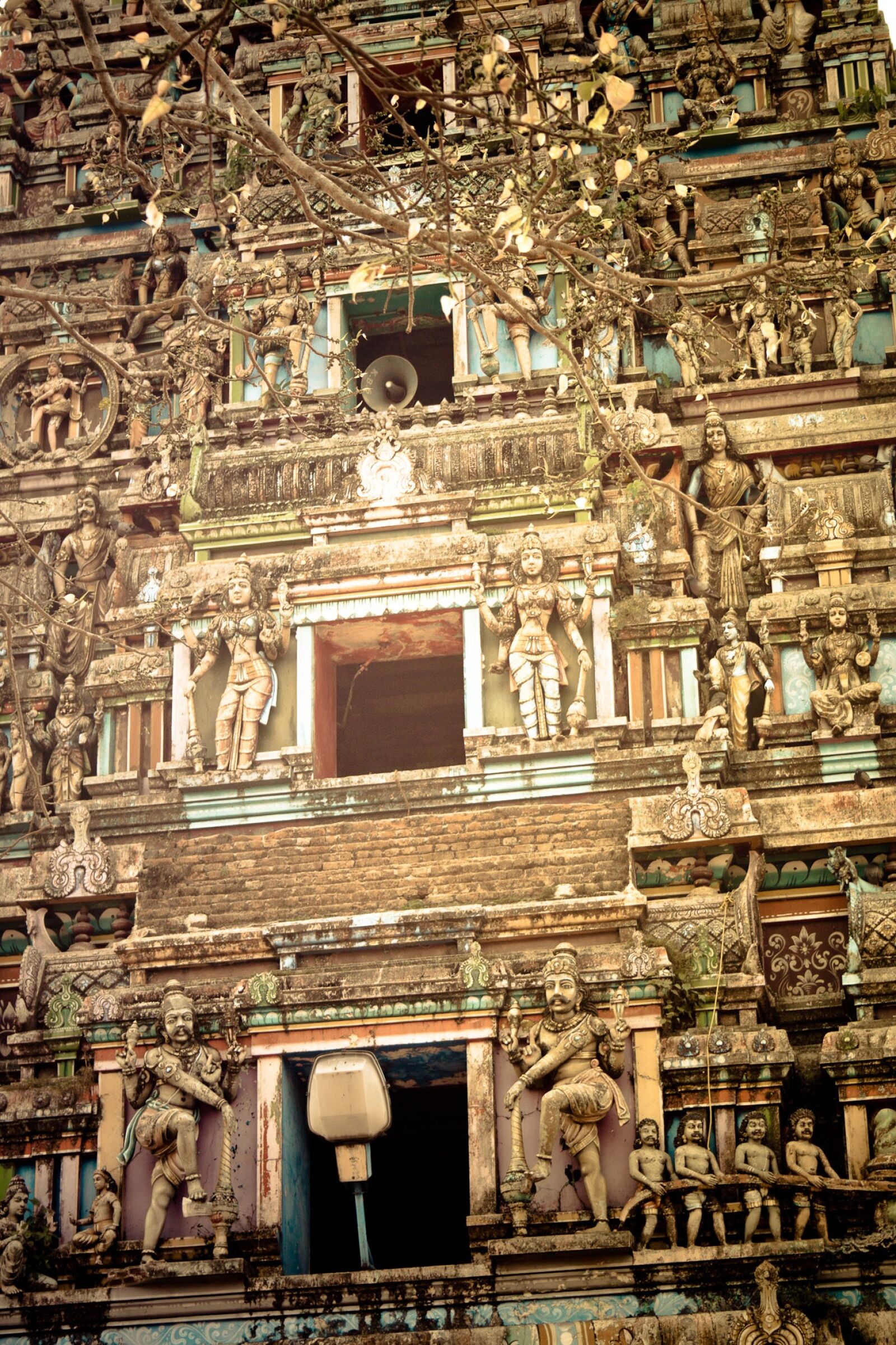Canon EF-S 18-55mm F3.5-5.6 II sample photo. Temple, hindu, religion photography