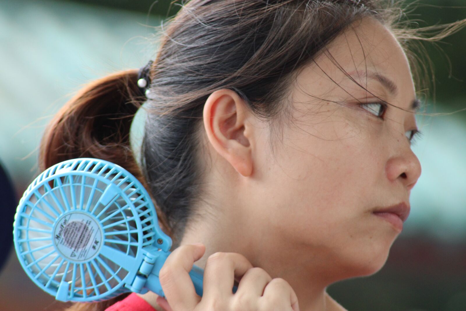 Canon EOS 2000D (EOS Rebel T7 / EOS Kiss X90 / EOS 1500D) sample photo. Girl, face, heat photography