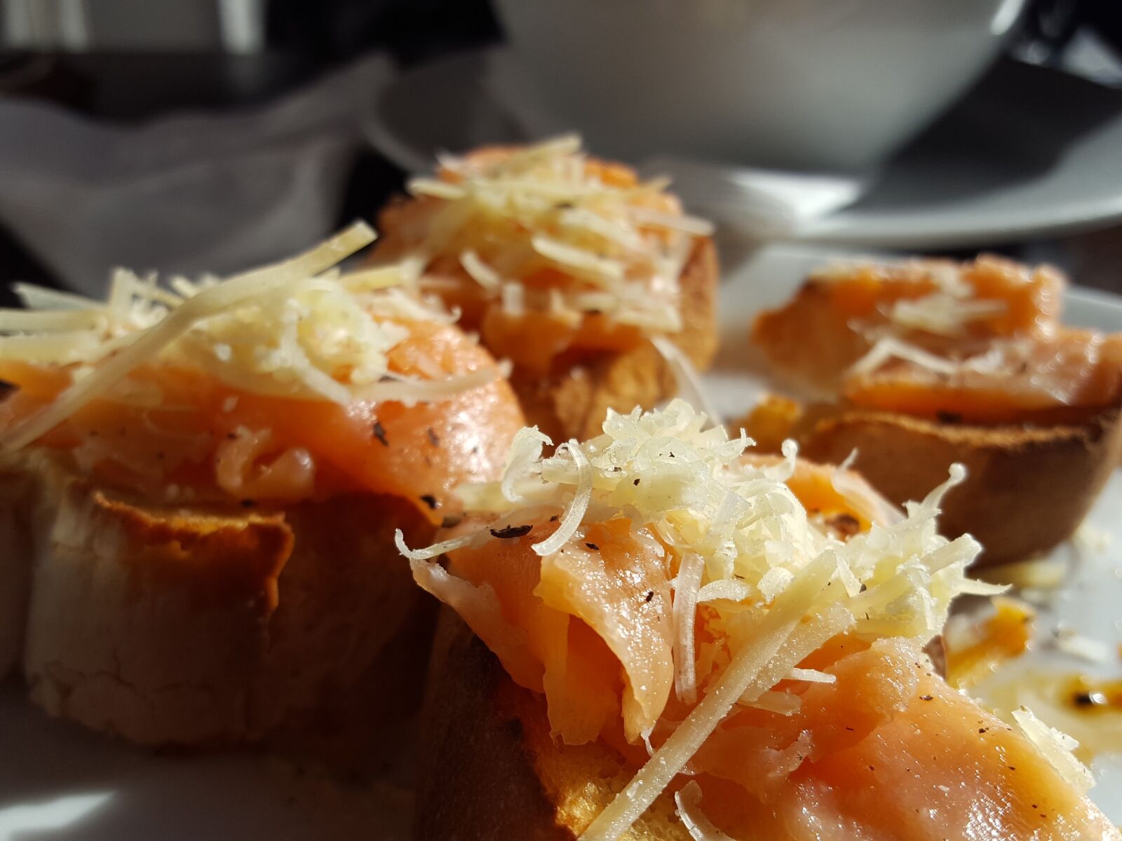 Samsung GALAXY S6 edge sample photo. Food, bread, salt photography
