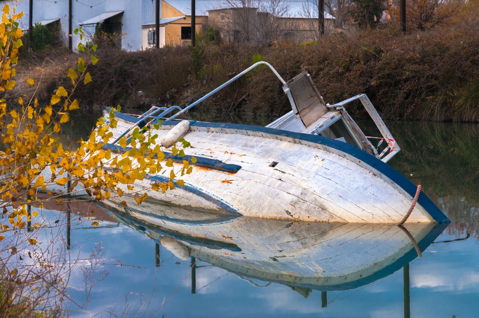 Nikon D300S sample photo. Boat, wreck, stranding photography