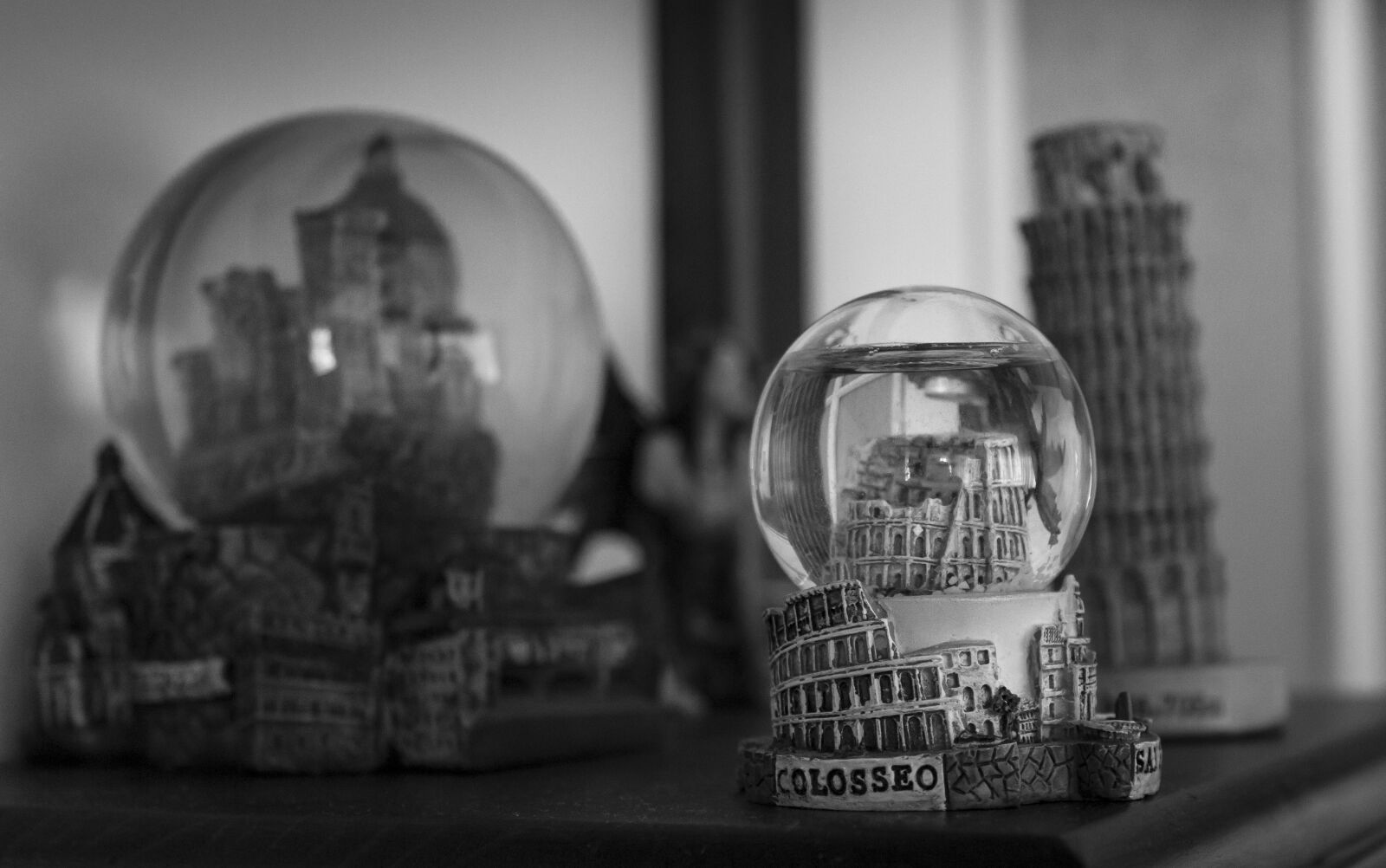 Canon EOS 700D (EOS Rebel T5i / EOS Kiss X7i) sample photo. Glass spheres, glass sphere photography
