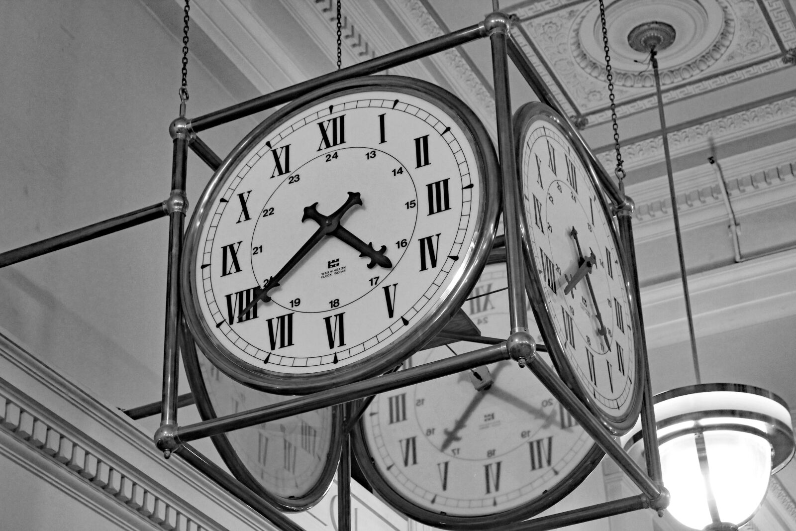 Canon EOS 1300D (EOS Rebel T6 / EOS Kiss X80) sample photo. Time, clock, minutes photography