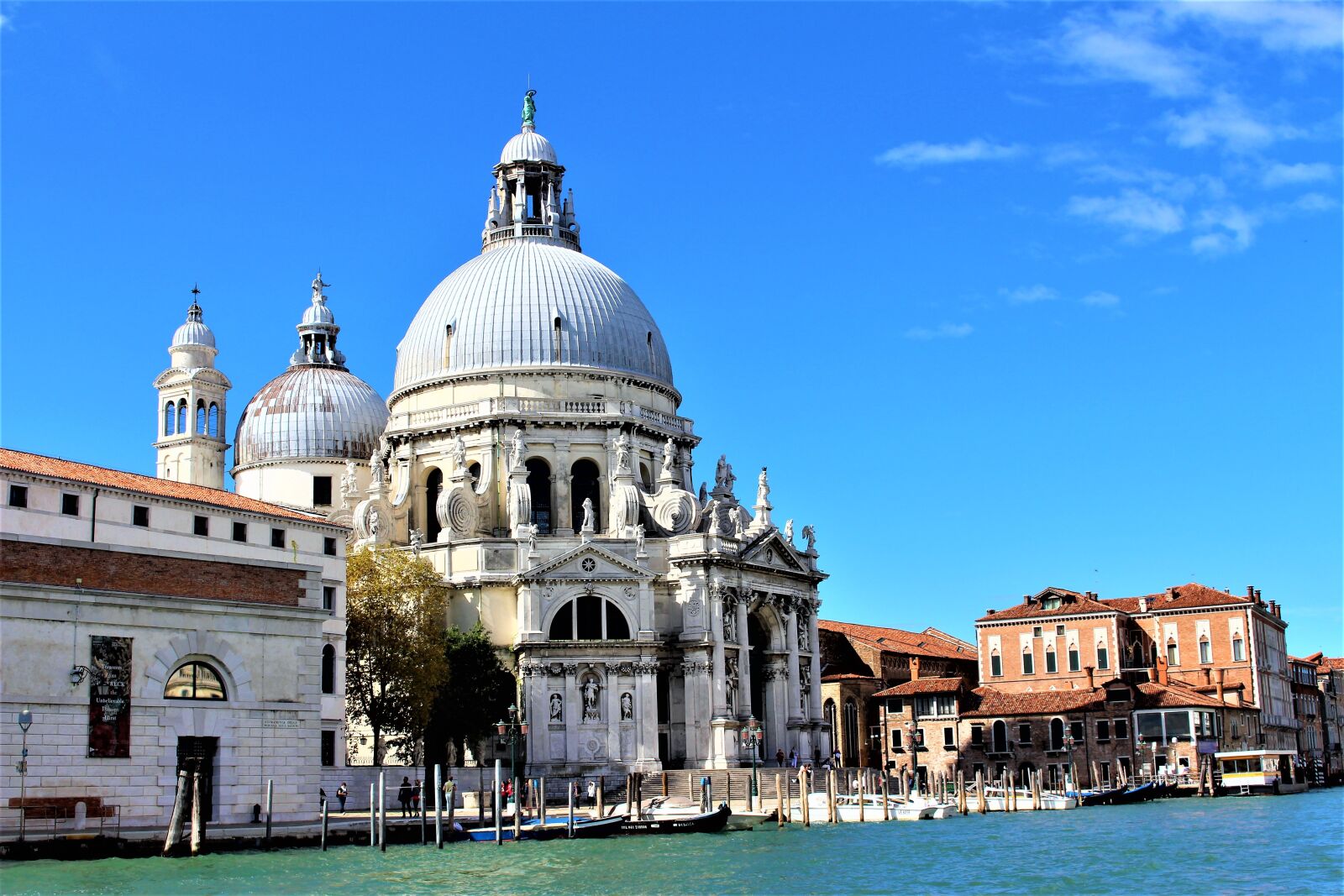 Canon EOS 700D (EOS Rebel T5i / EOS Kiss X7i) sample photo. Church, dome, architecture photography