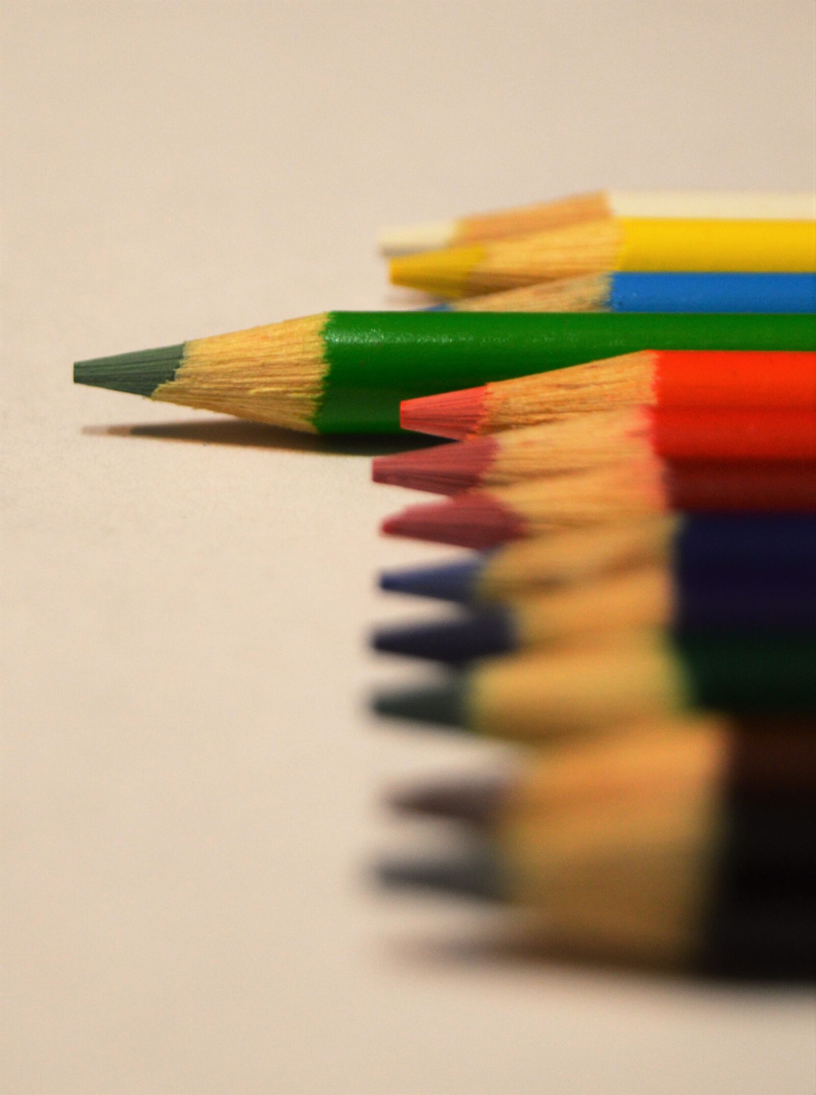 Nikon D3200 sample photo. Pencils, pattern, groups photography