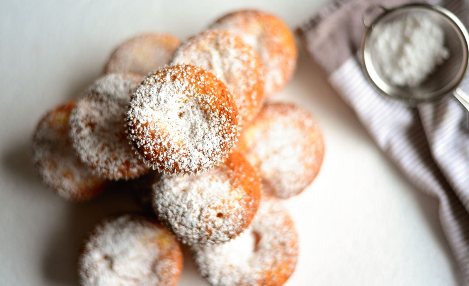 Nikon D610 sample photo. Muffins, cake, cupcake photography