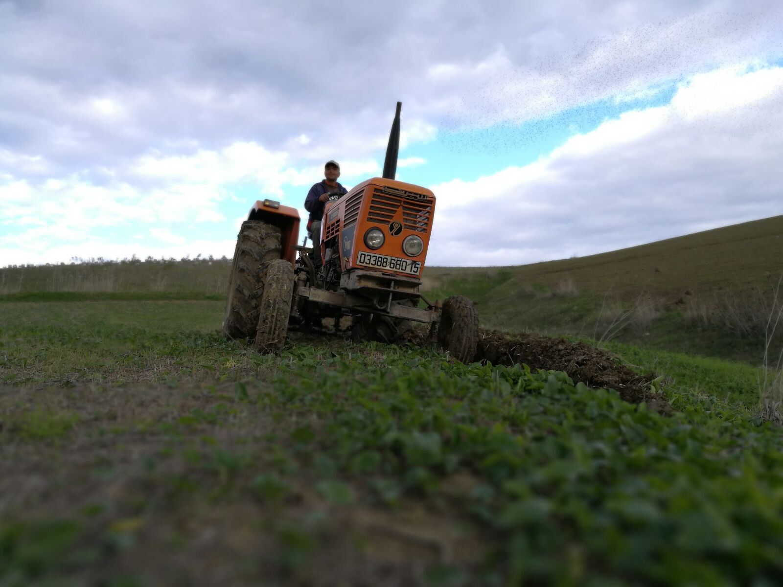 HUAWEI P9 sample photo. Tractor, agriculture, agricultural machine photography