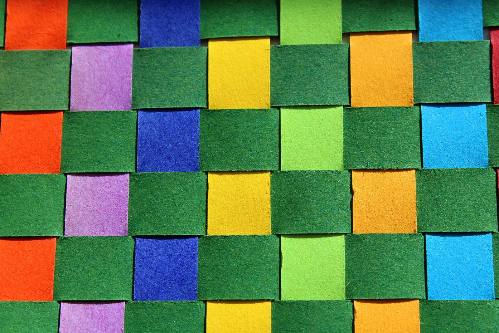 Canon EOS 1200D (EOS Rebel T5 / EOS Kiss X70 / EOS Hi) sample photo. Braid, paper, colored stripes photography