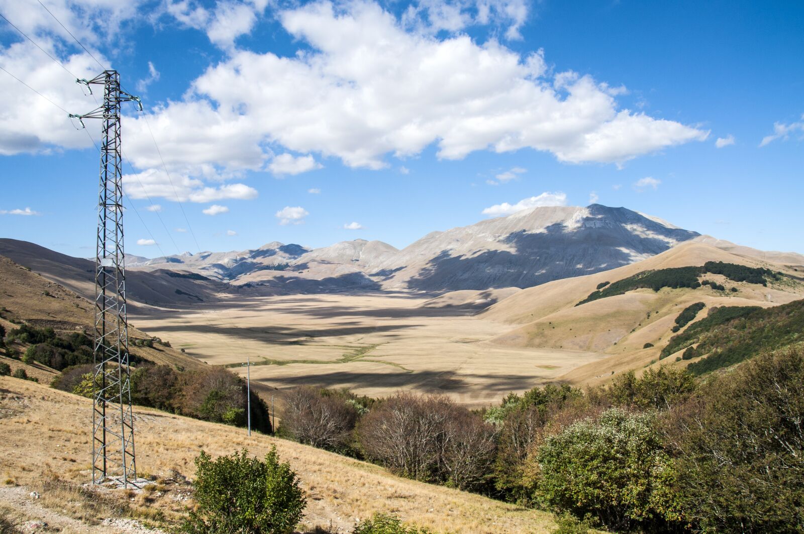 Nikon D90 sample photo. Castelluccio, umbria, italy photography
