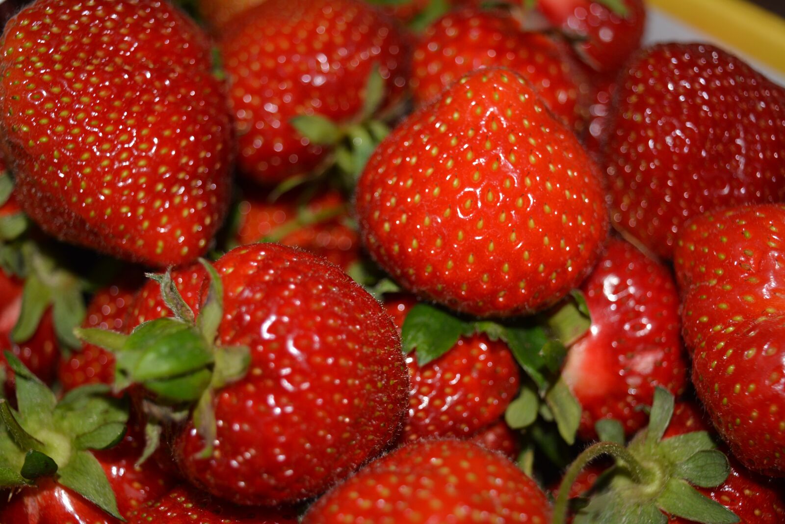 Nikon D5200 sample photo. Strawberries, summer, red photography