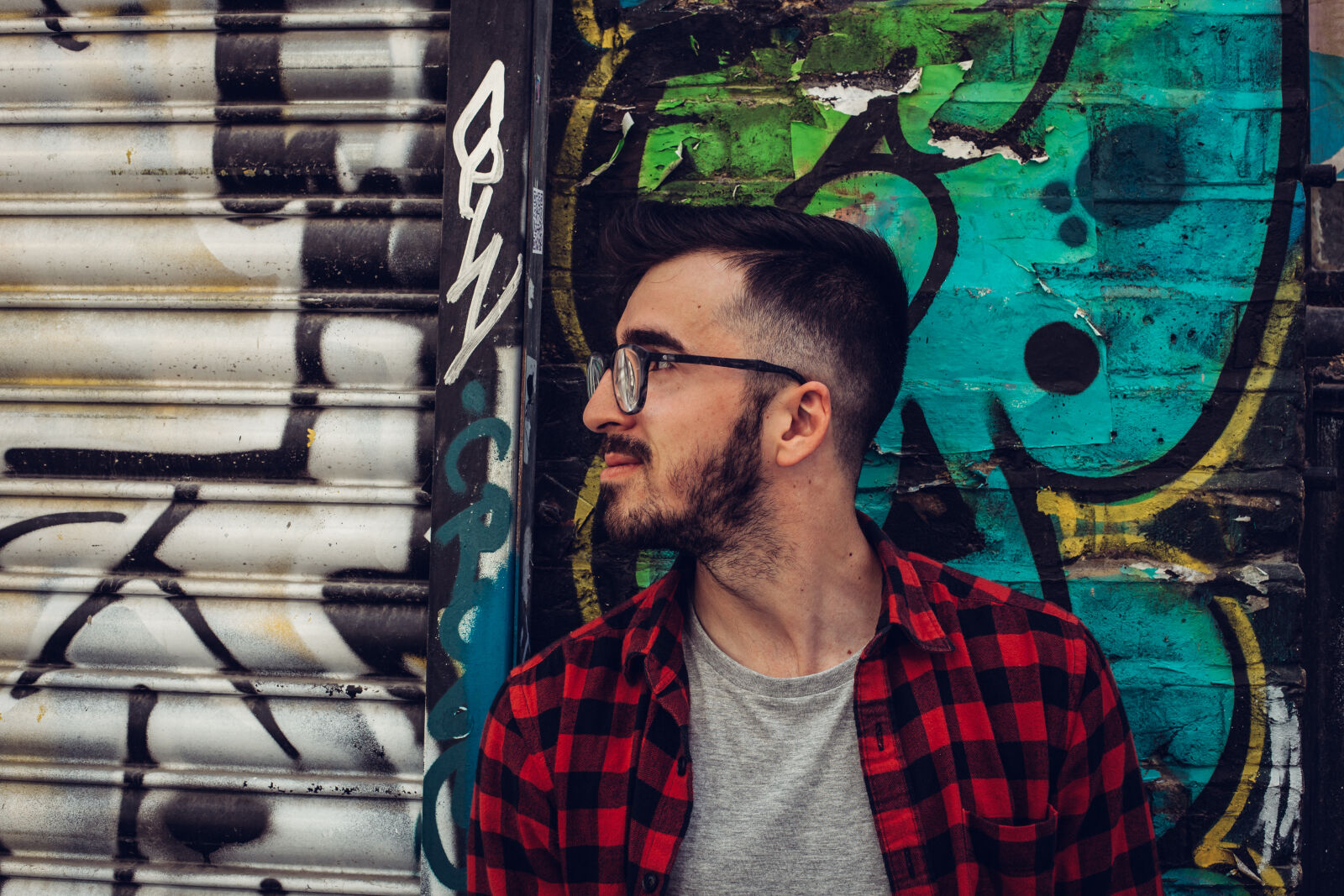 Canon EOS 5D Mark II sample photo. Man, wearing, black, framed photography