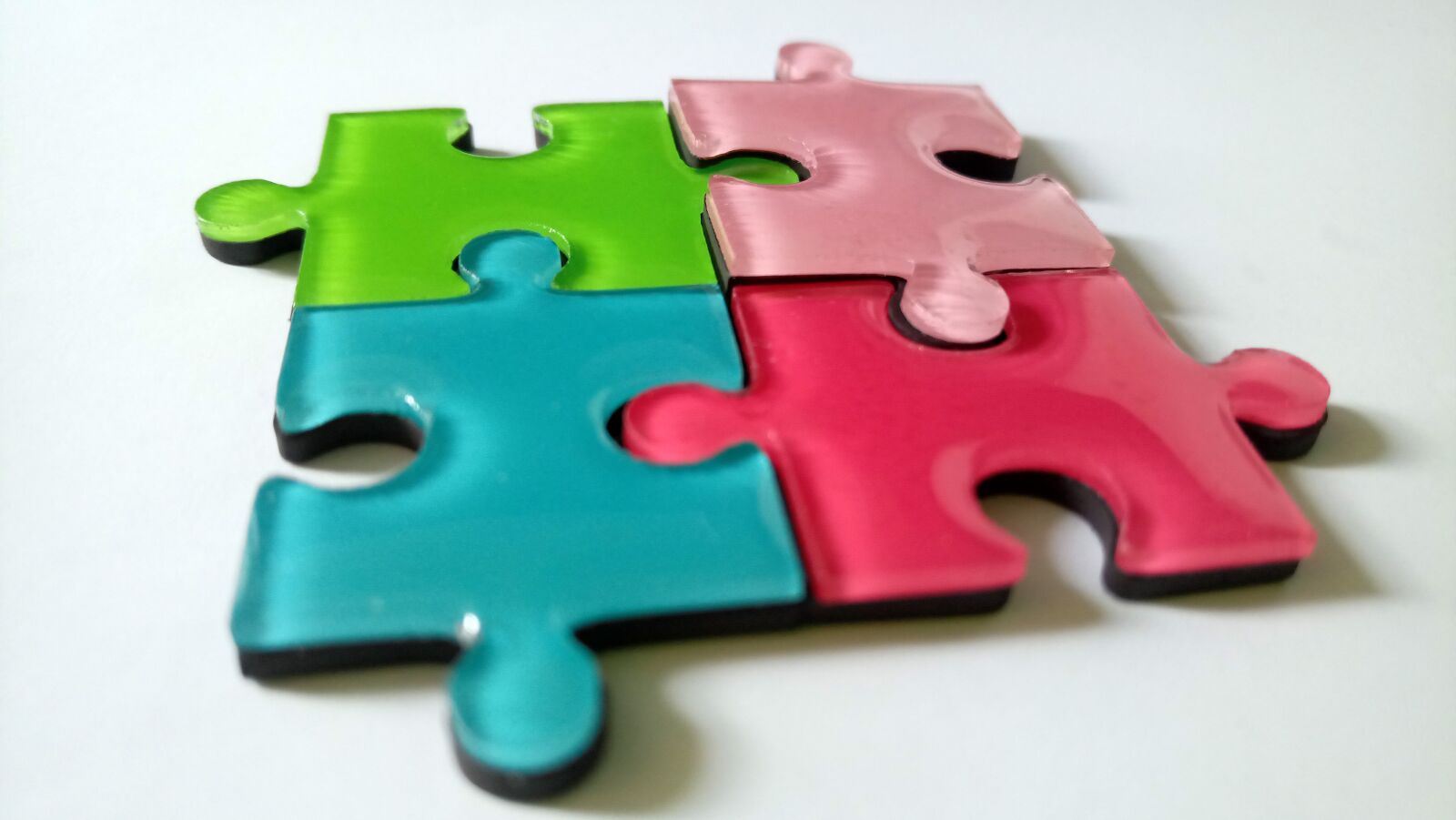 SHIFT 6M sample photo. Puzzle, 4, four photography