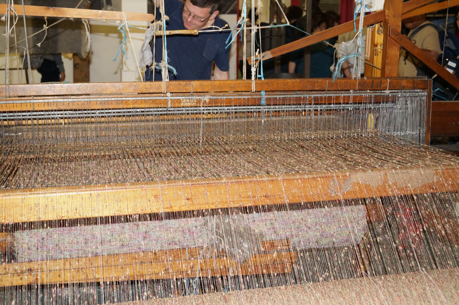 Sony SLT-A37 sample photo. Weave, weaving, loom photography