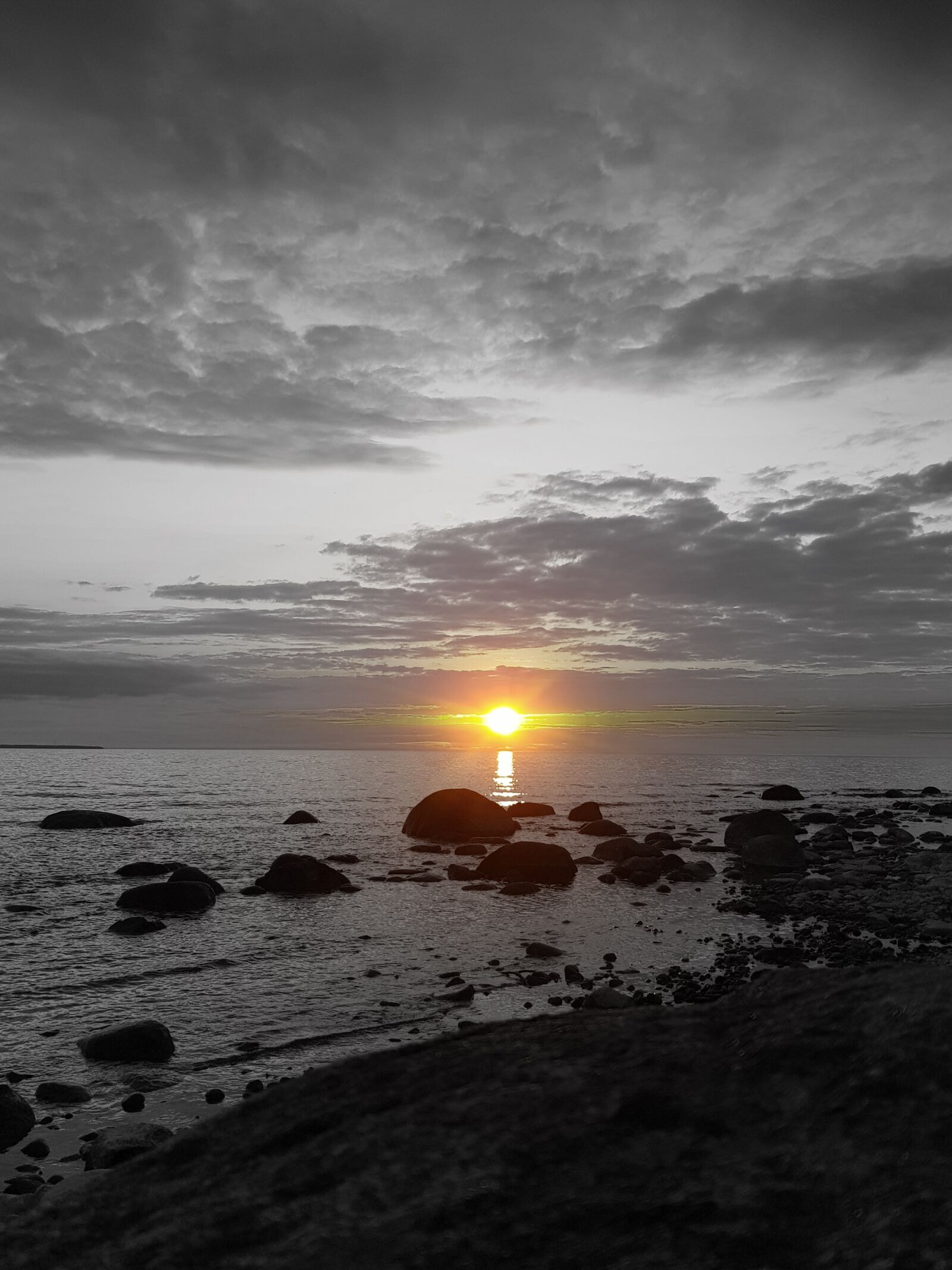 Samsung Galaxy S8 sample photo. Feeling, sunset, mood photography