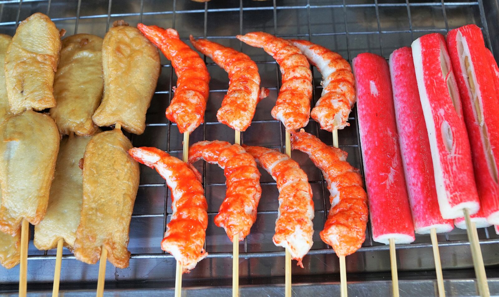 Sony ILCA-77M2 + Sony DT 16-50mm F2.8 SSM sample photo. Food, barbecue, sausage photography