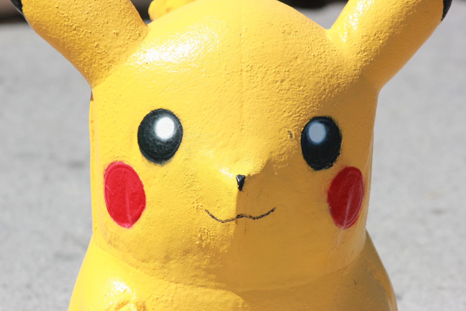 Canon EOS 550D (EOS Rebel T2i / EOS Kiss X4) sample photo. Pokemon, pikachu, statue photography