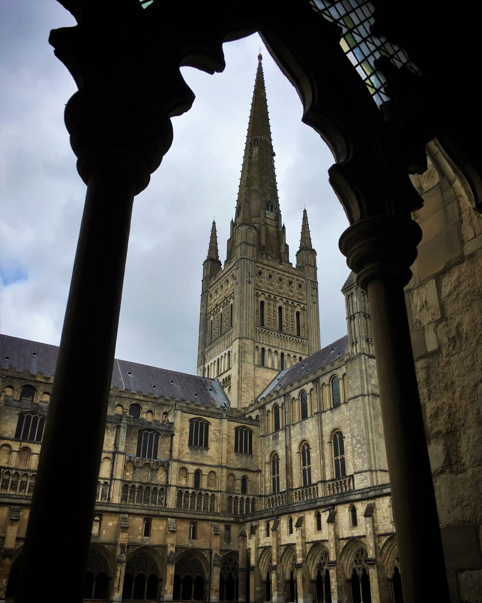 iPhone SE back camera 4.15mm f/2.2 sample photo. Norwich cathedral, cathedral, gothic photography