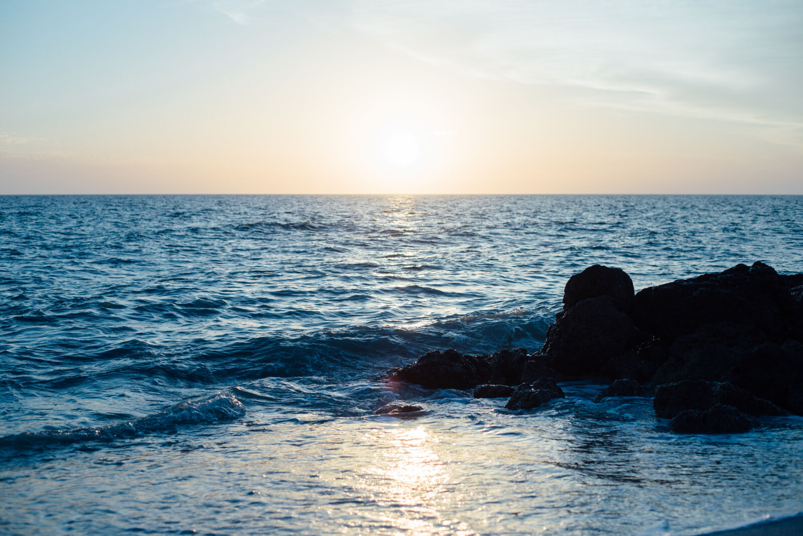 Canon EOS 6D + Canon EF 50mm F1.8 STM sample photo. Sunset, beach, water, ocean photography