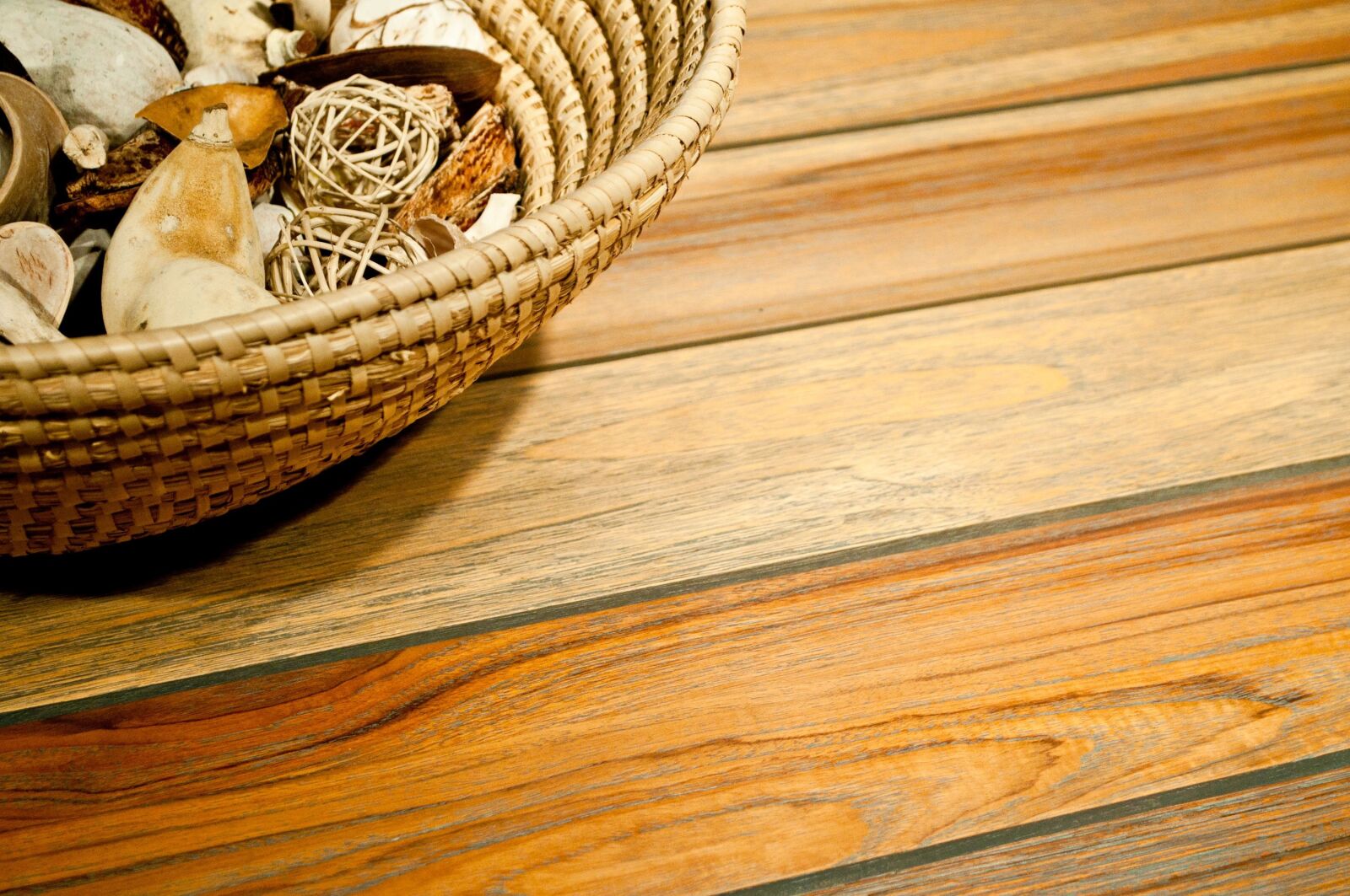 Nikon D5000 sample photo. Wood, wooden, desktop photography