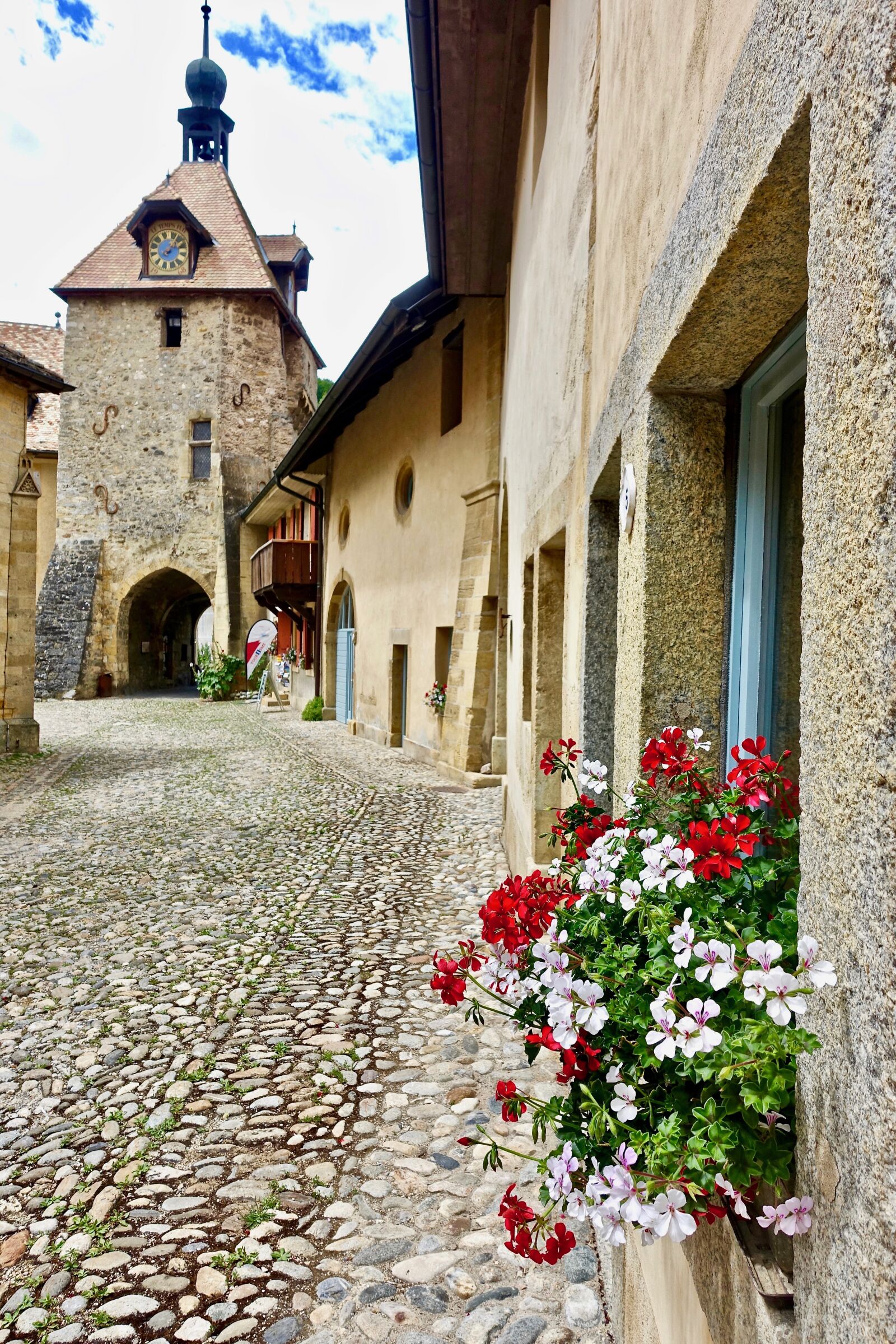 Sony Cyber-shot DSC-RX100 III sample photo. Architecture, switzerland, old photography