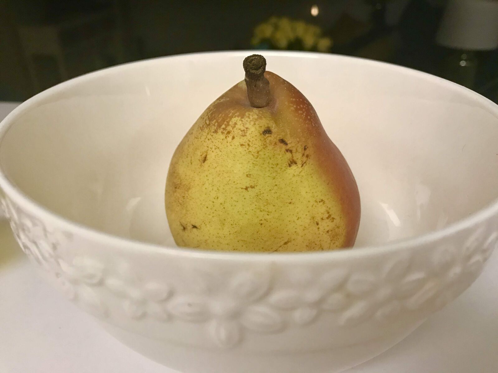 Apple iPhone 7 sample photo. Pear, bowl, white photography