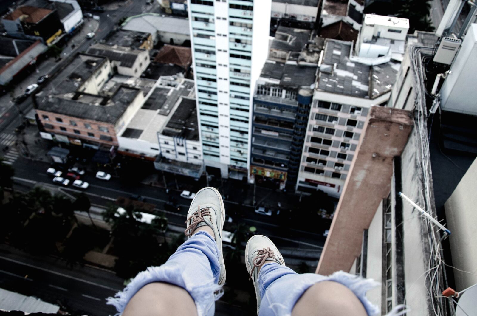 Nikon D7000 sample photo. Women shoes, city, footwear photography