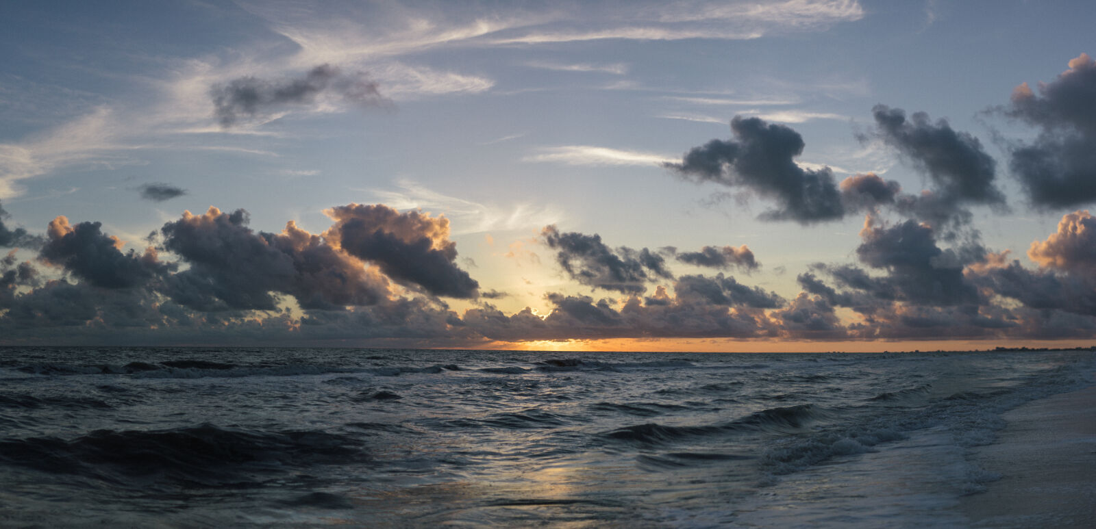 Canon EOS 6D sample photo. Beach, clouds, dawn, daylight photography
