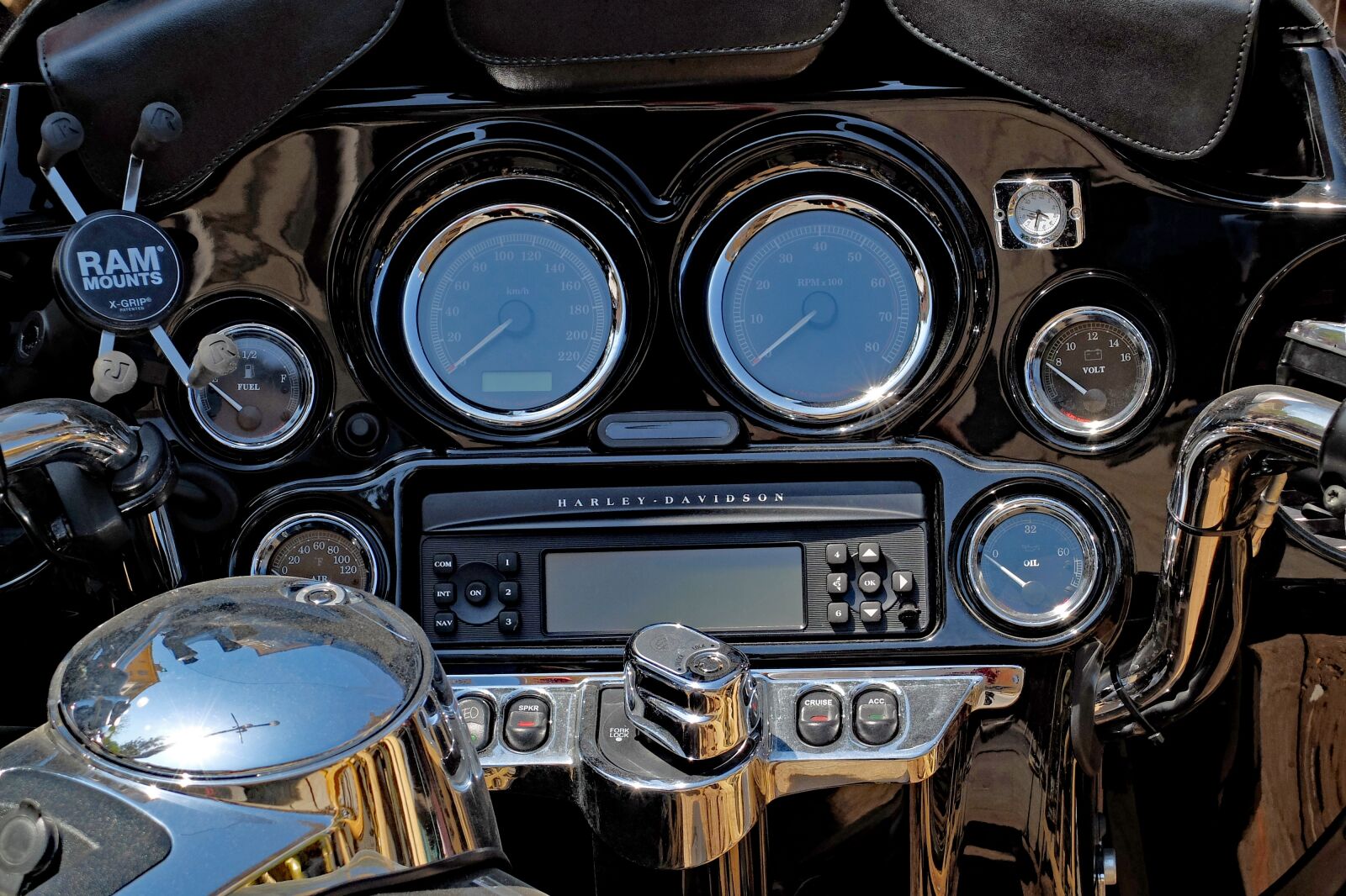 Fujifilm X30 sample photo. Motorcycle, bike, moto photography