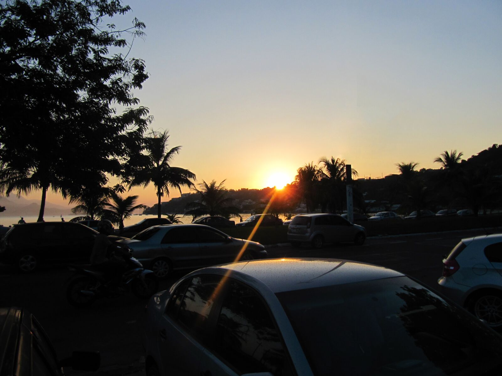 Canon PowerShot SX200 IS sample photo. Sunset, beach, niterói photography