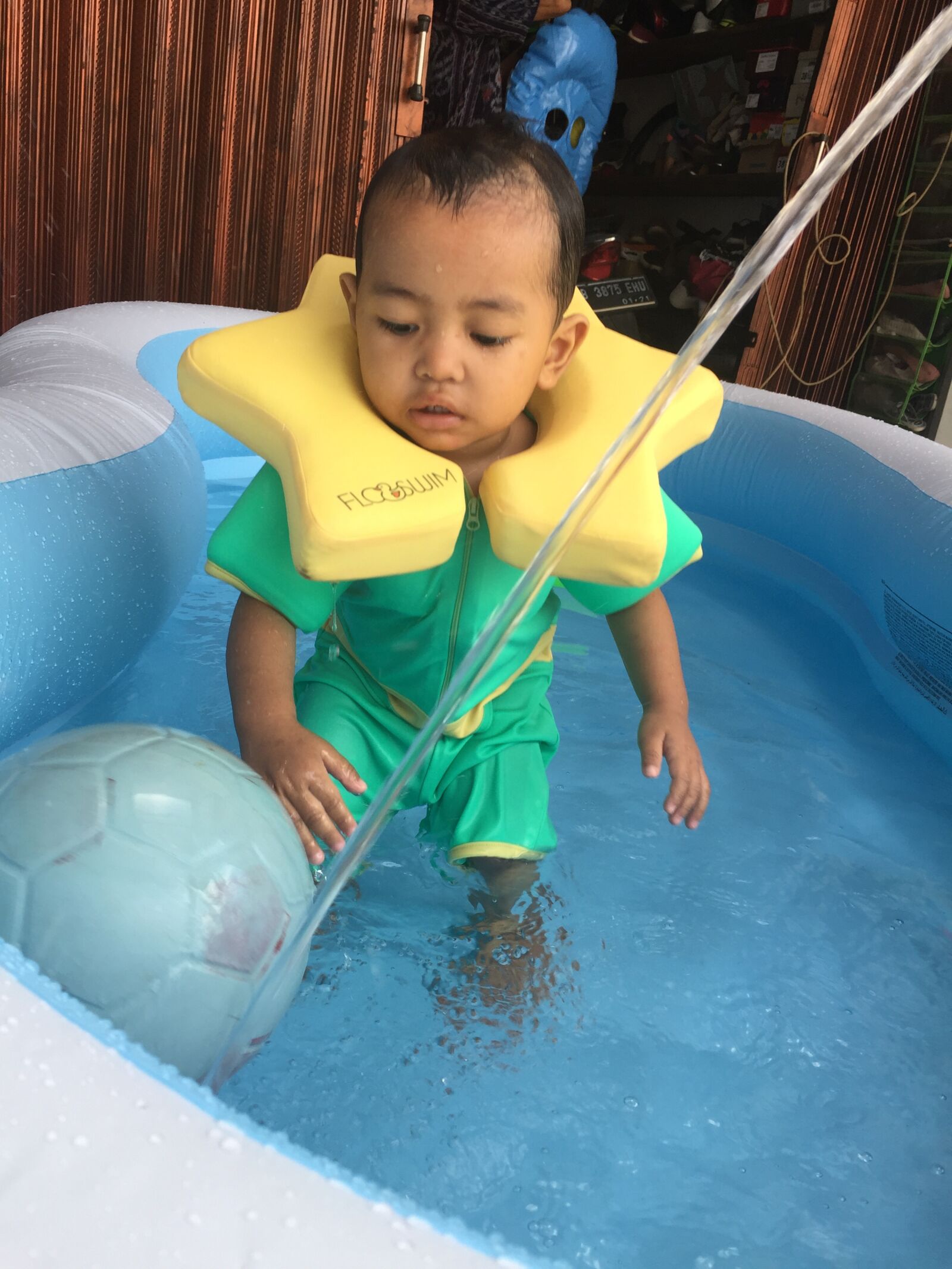 iPhone 6 Plus back camera 4.15mm f/2.2 sample photo. Swimsuit, play, water photography
