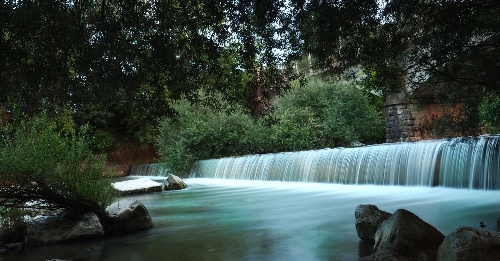 Olympus OM-D E-M10 sample photo. Waterfall, colors, water photography