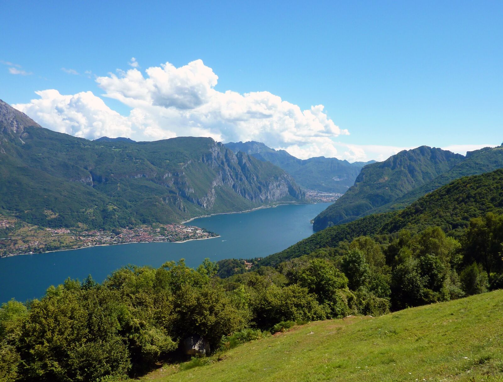 Panasonic Lumix DMC-ZS1 (Lumix DMC-TZ6) sample photo. Lake como, landscape, italy photography