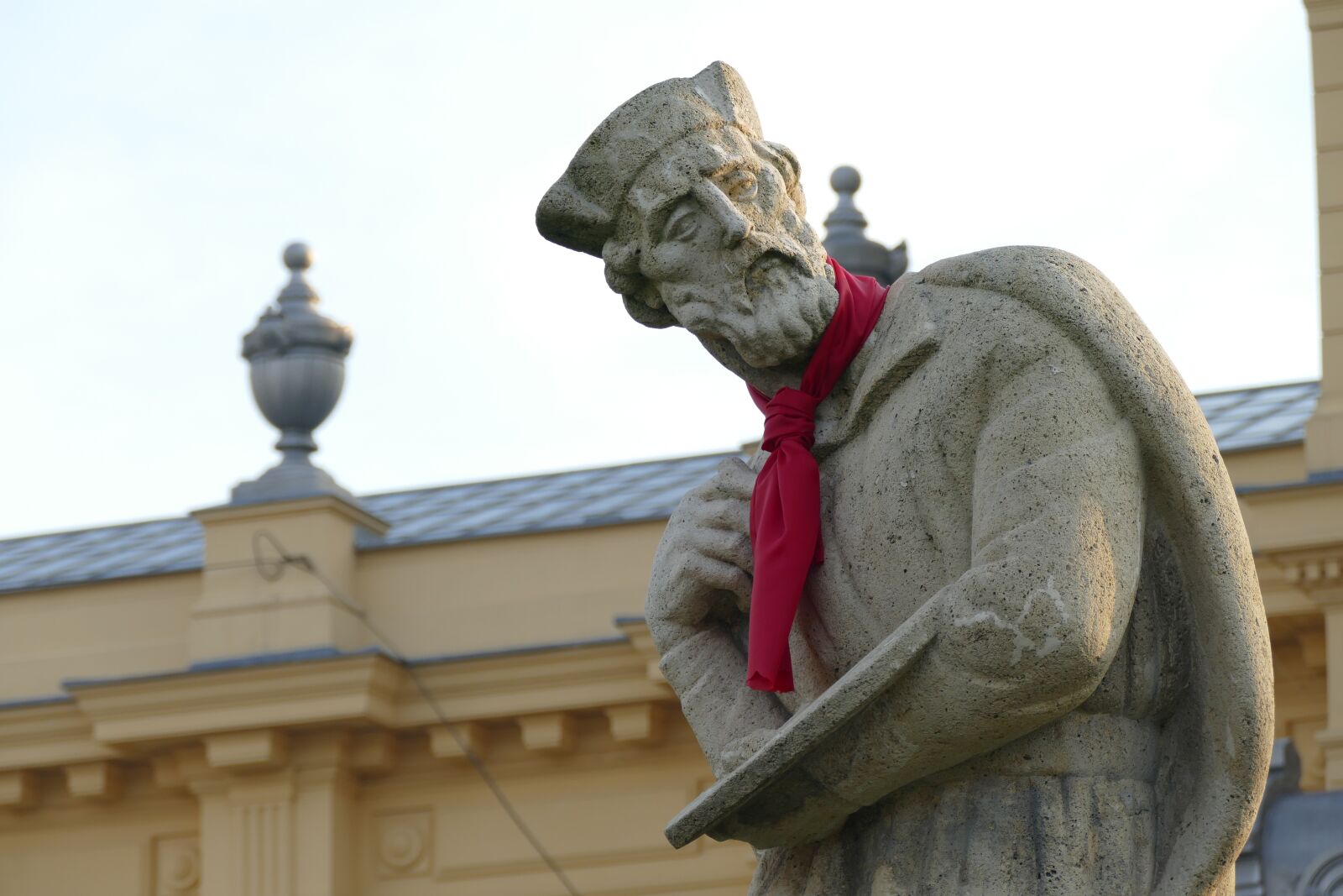 Panasonic Lumix DMC-FZ1000 sample photo. Zagreb, statue, sculpture photography