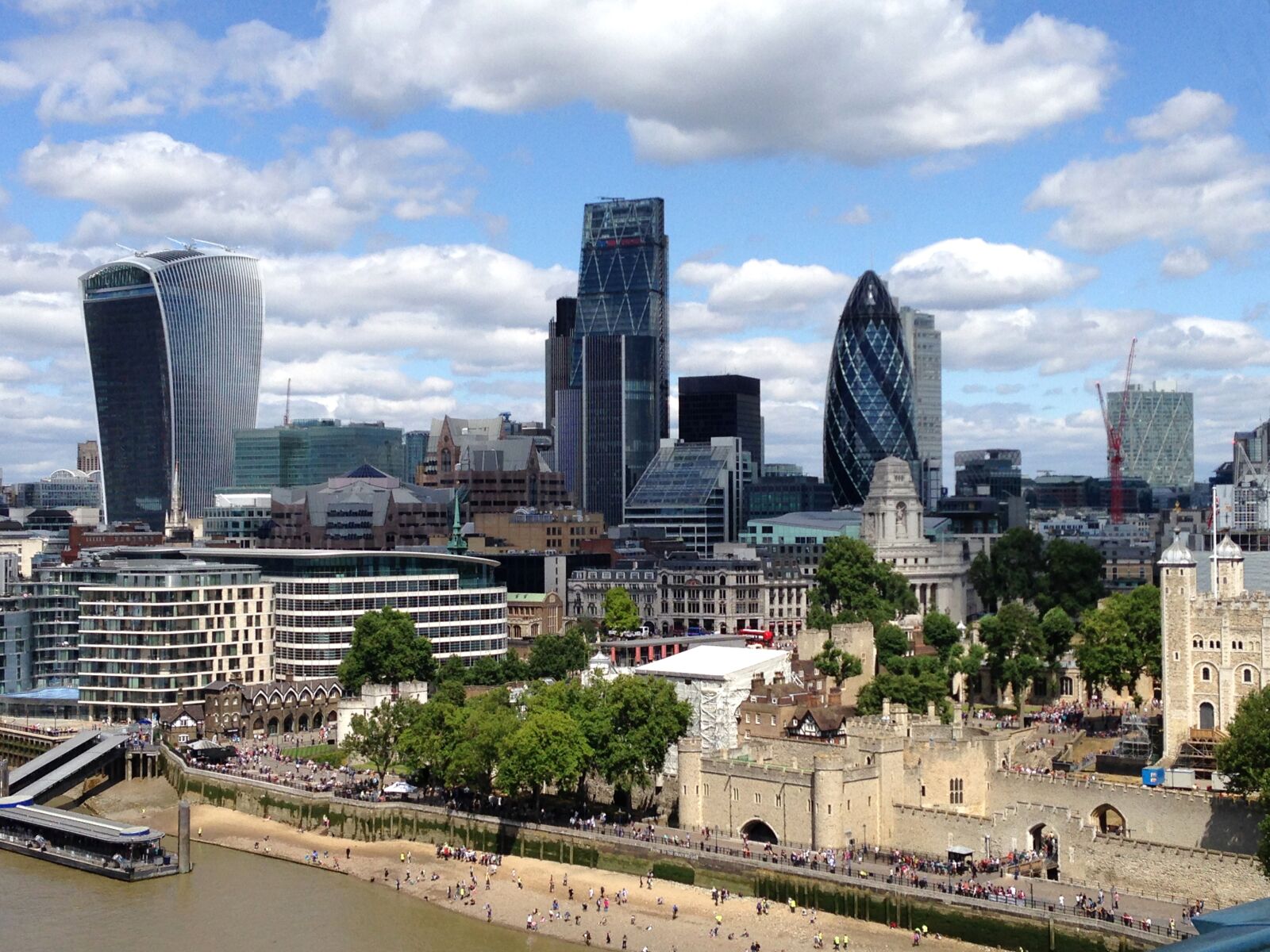 iPhone 5 back camera 4.12mm f/2.4 sample photo. London, england, skyline photography