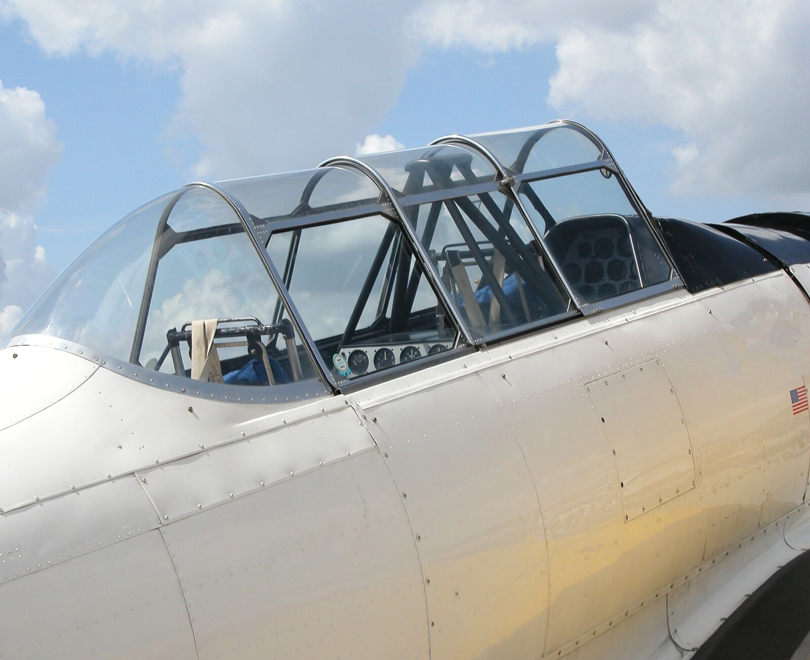 Nikon E5700 sample photo. Airplane, cockpit, flight photography