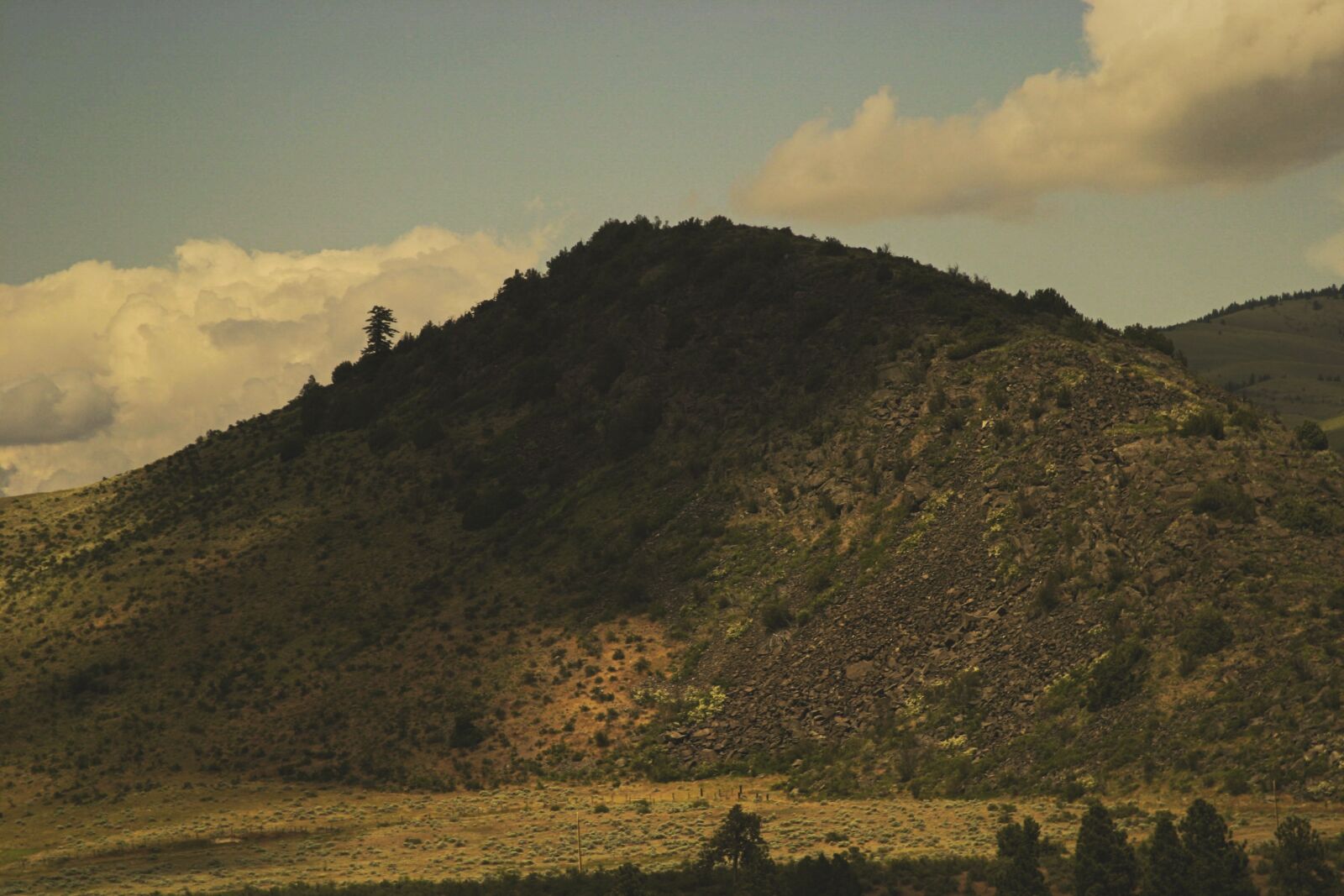 Canon EOS 10D sample photo. Landscape, mountains, hills photography