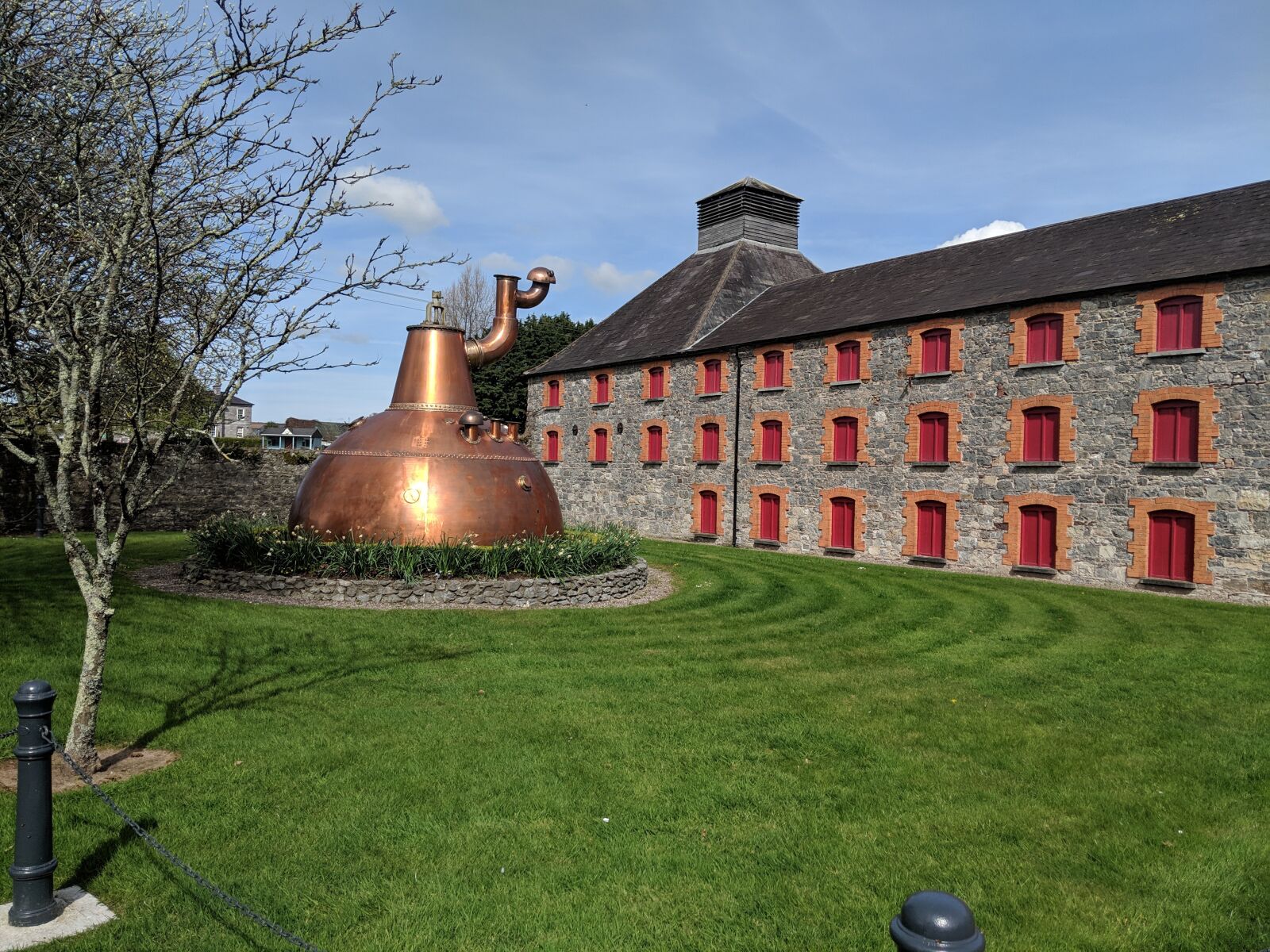 Google Pixel 2 XL sample photo. Ireland, jameson, distillery photography