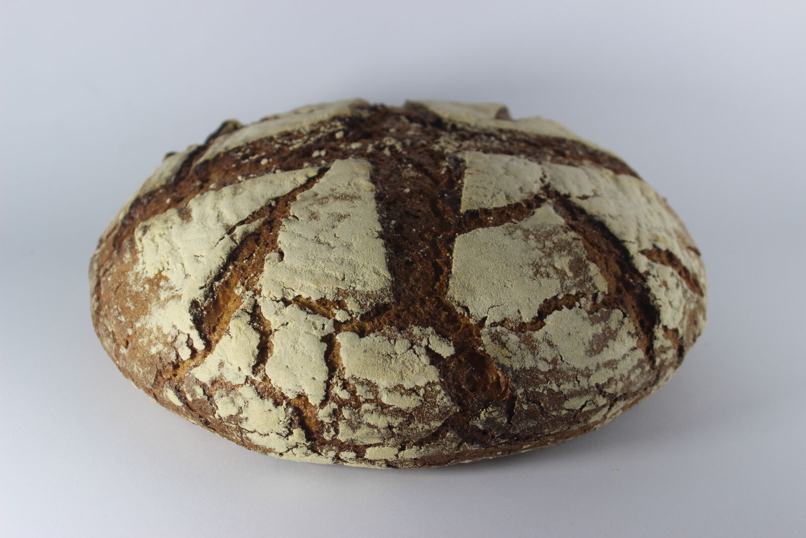 Canon EOS 600D (Rebel EOS T3i / EOS Kiss X5) sample photo. Bakery, bread, natural, food photography