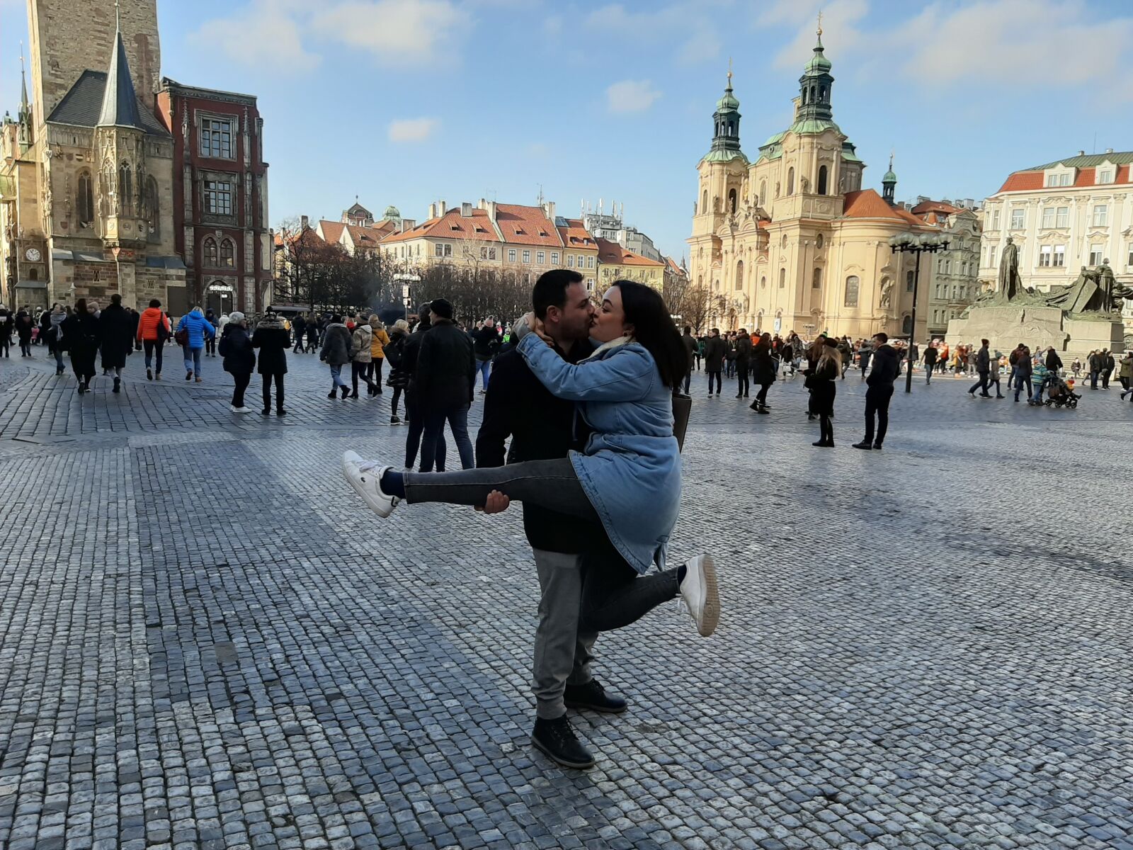 Samsung Galaxy A50 sample photo. Prague, couple, love photography