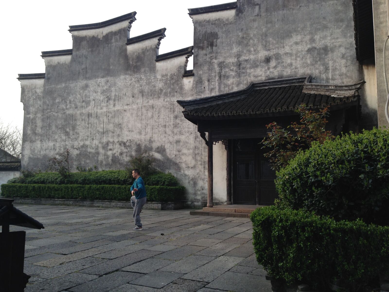 iPhone 5c back camera 4.12mm f/2.4 sample photo. Antiquity, building, hangzhou photography