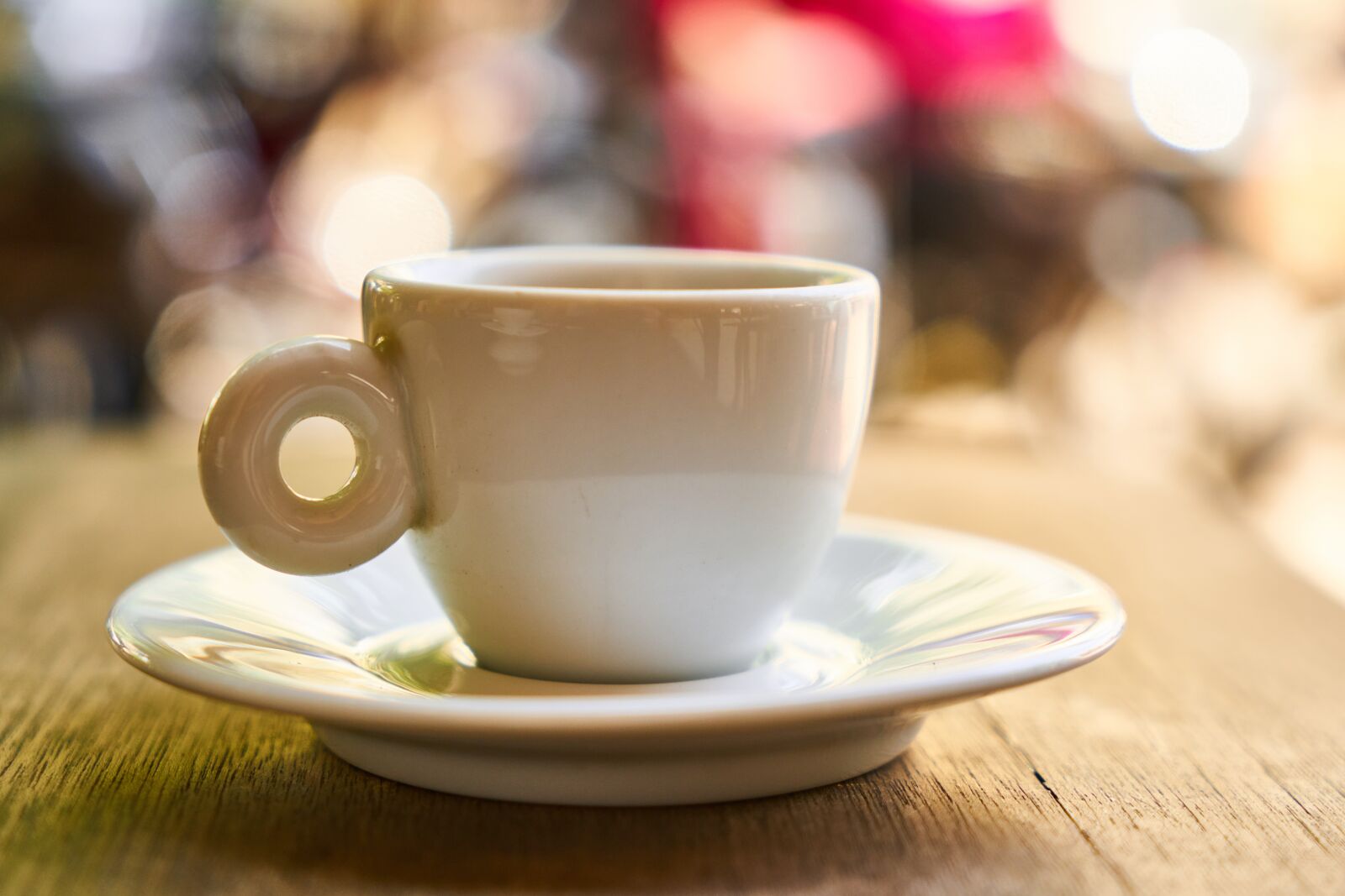 Sony a7R II sample photo. Coffee, cafe, table photography