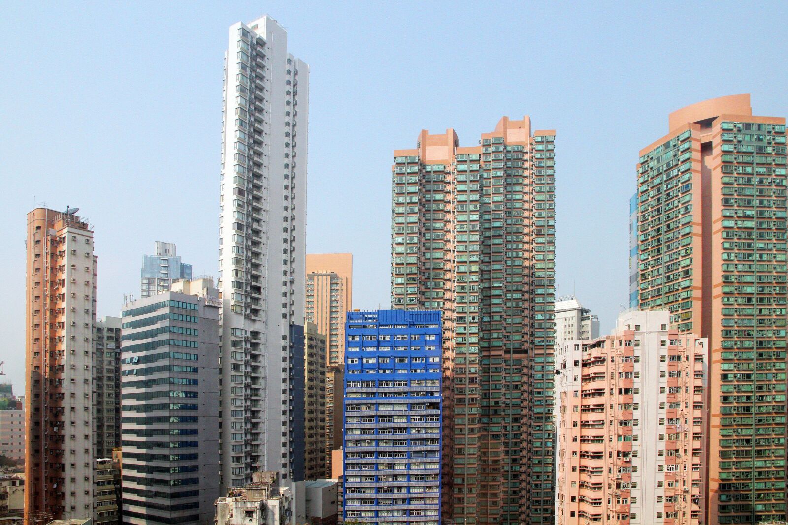 Canon EOS 7D sample photo. Hong kong, skyscrapers, houses photography