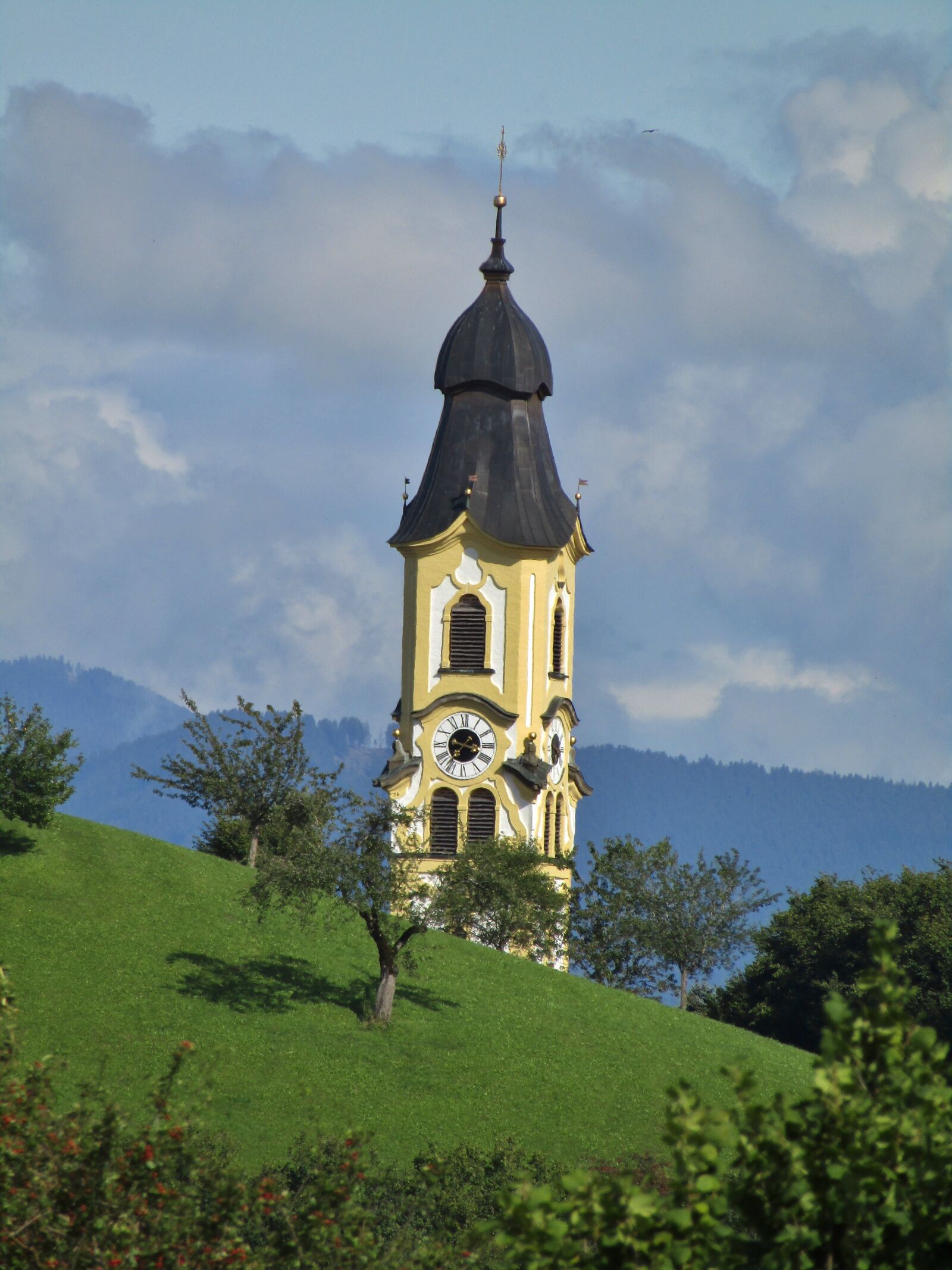 Canon POWERSHOT SX432 IS sample photo. Church, steeple, bell tower photography