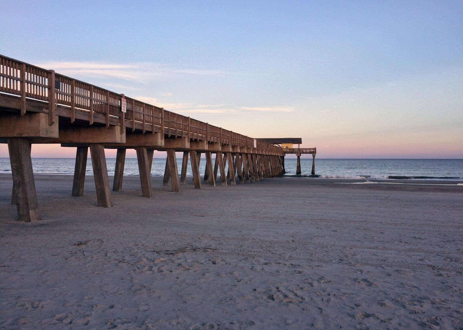 iPhone 5s back camera 4.15mm f/2.2 sample photo. Pier beach, ocean, water photography