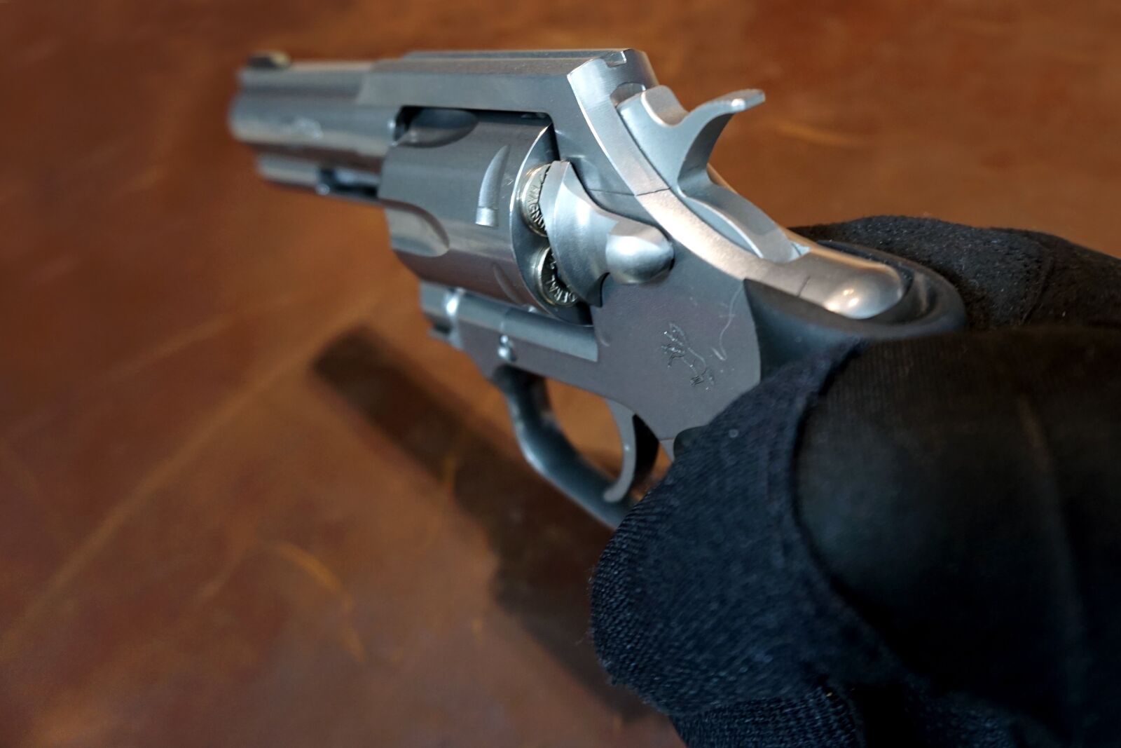 Sony a6000 sample photo. Colt, revolver, king cobra photography