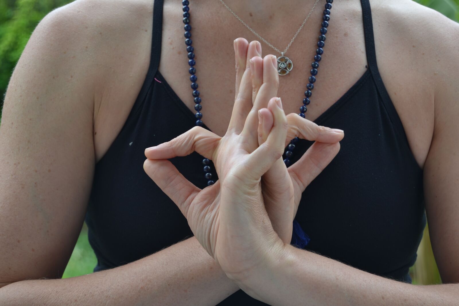 Nikon D3100 sample photo. Yoga, heart, fearless heart photography