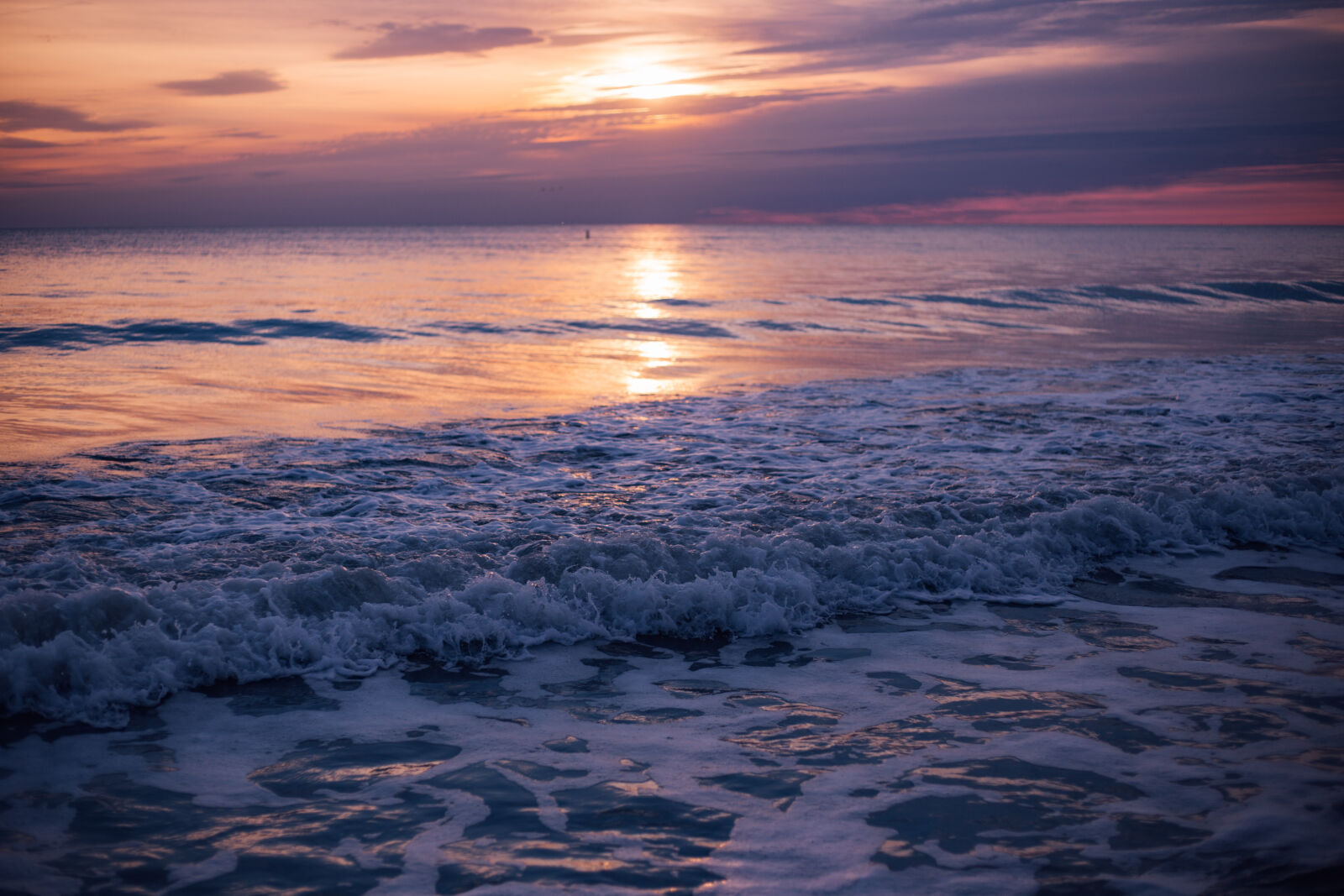 Canon EOS 6D + Canon EF 50mm F1.8 STM sample photo. Sea, waves, during, sun photography