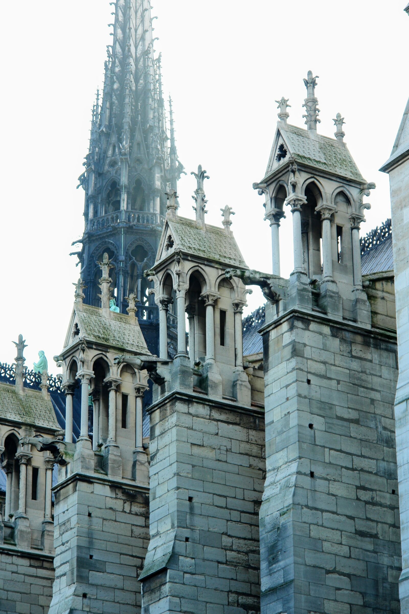 Sony DSC-R1 sample photo. France, paris, church photography